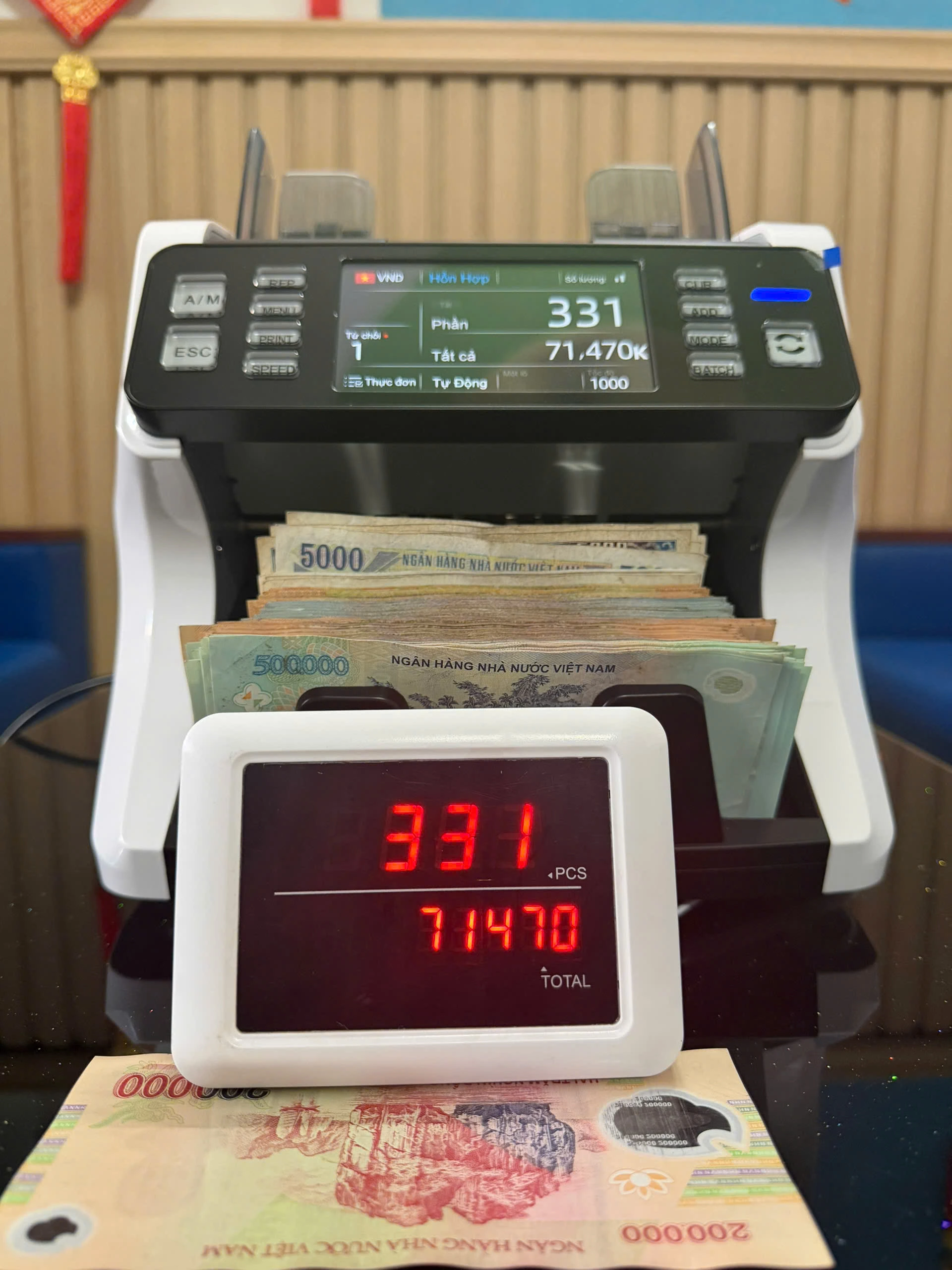 Hoshico kiểm tra tiền giả Hoshico kiểm tra tiền giả