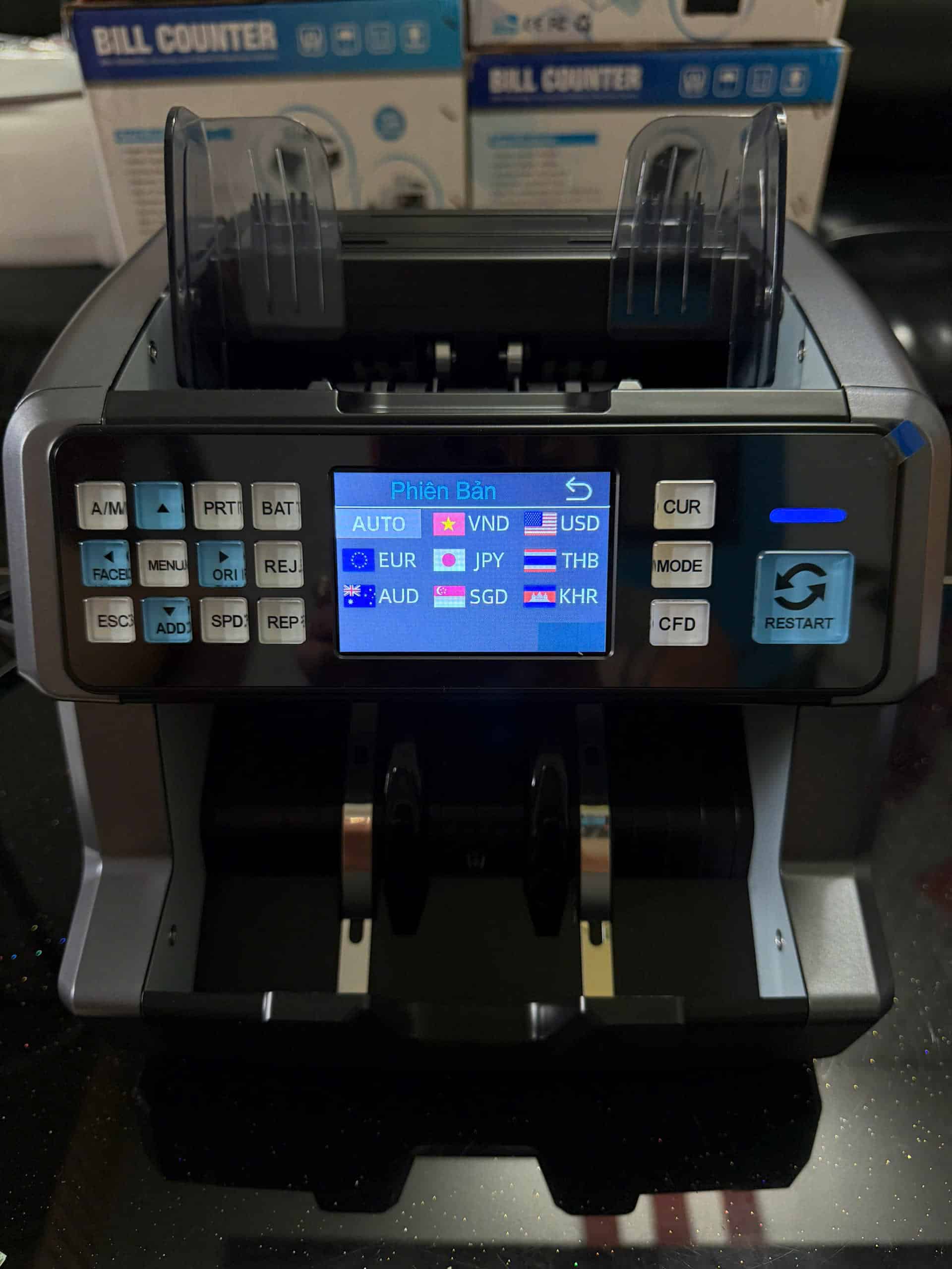 Máy đếm tiền Hoshico 3100 Pro Hoshico 3100 Pro - 7 loai ngoai te